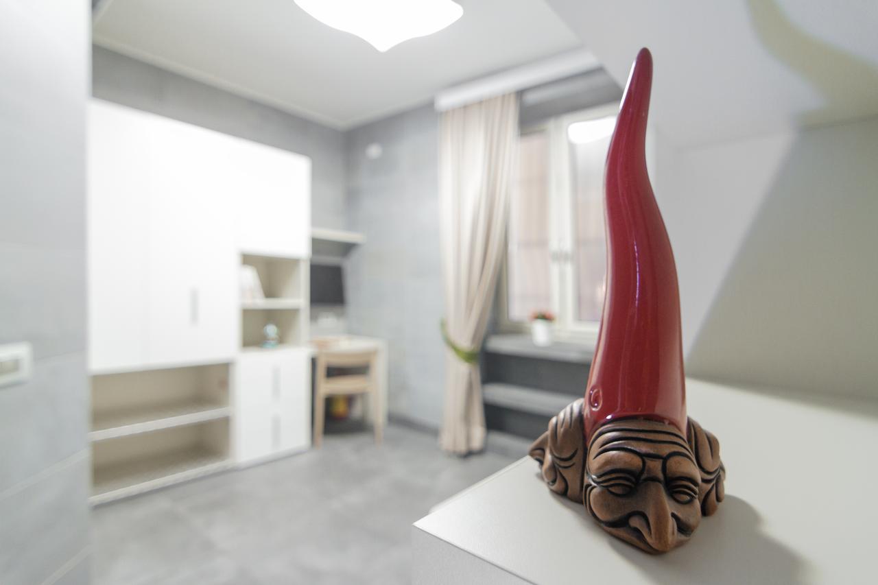Relais Nevel Ai Decumani Lägenhet Neapel Exteriör bild